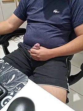 Carloskasado online show from 10, 3, 2026