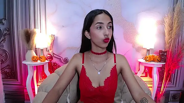 Snapshot of MilkyLally chatting on 27, 10, 2025 MilkyLally online show from 27, 10, 2025