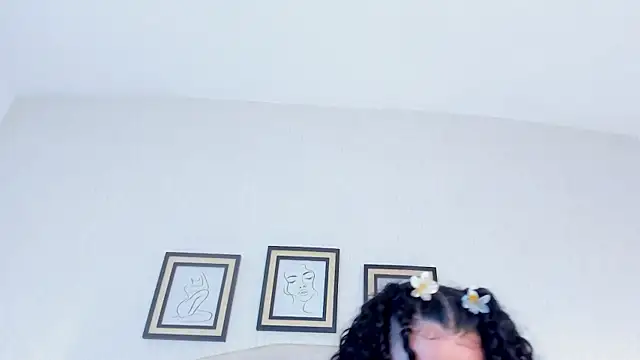 cristhi esterling online show from 30, 10, 2025