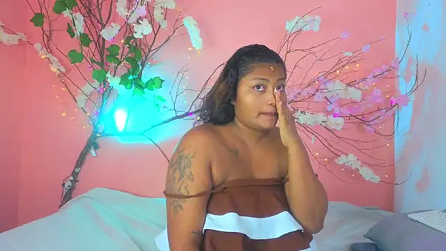 Snapshot of Cristal_hott1 chatting on 11, 2, 2026 Cristal hott1 online show from 11, 2, 2026