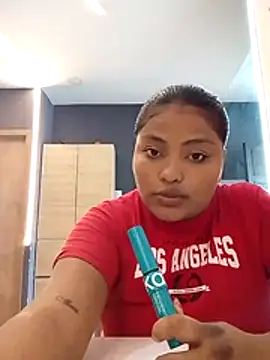 Snapshot of Cristal_hott1 chatting on 24, 2, 2026 Cristal hott1 online show from 24, 2, 2026