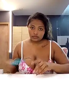 Snapshot of Cristal_hott1 chatting on 21, 2, 2026 Cristal hott1 online show from 21, 2, 2026