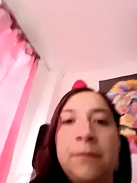 Agatha bellucci  online show from 30, 11, 2025