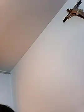 Agatha bellucci  online show from 16, 11, 2025