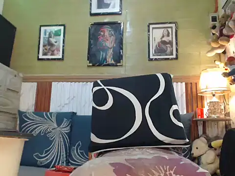 Snapshot of Safirabella_Anica69 chatting on 3, 2, 2026 Safirabella Anica69 online show from 3, 2, 2026