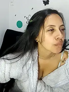 Snapshot of Nika_Hot chatting on 6, 10, 2025 Nika Hot online show from 6, 10, 2025