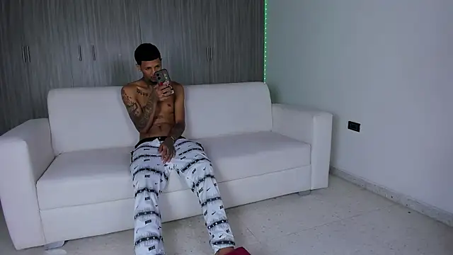 Hot destructionXxx18 online show from 18, 9, 2025