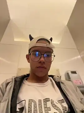 diegoand0911 online show from 12, 6, 2026