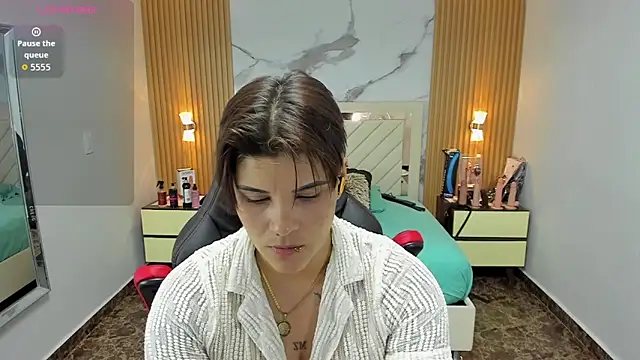 KAROLLJONES1 online show from 25, 10, 2025