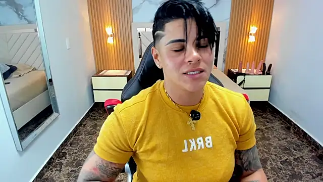 KAROLLJONES1 online show from 16, 5, 2026