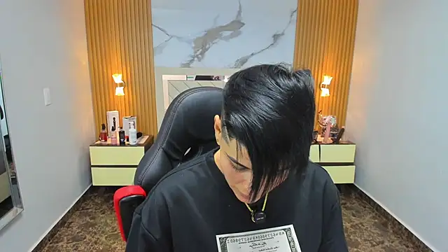 KAROLLJONES1 online show from 8, 1, 2026