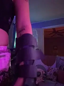 goddessmissmia online show from 21, 10, 2025