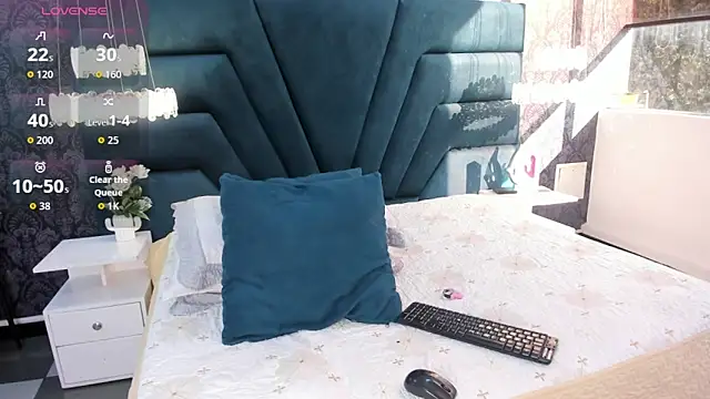 lexiluxuri online show from 29, 10, 2025