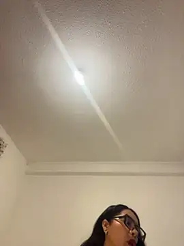 princesaliay online show from 27, 7, 2026
