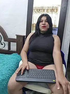 ALMAWHITE online show from 4, 10, 2025