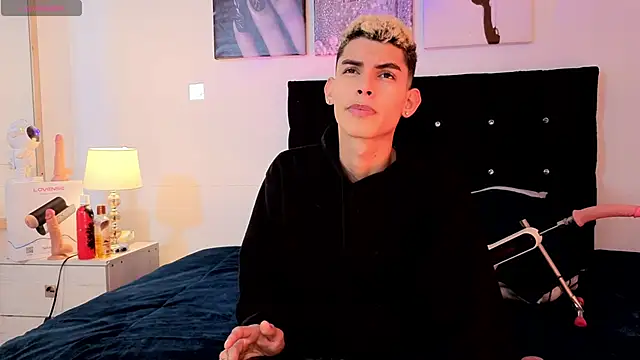 Room 69x online show from 26, 3, 2026