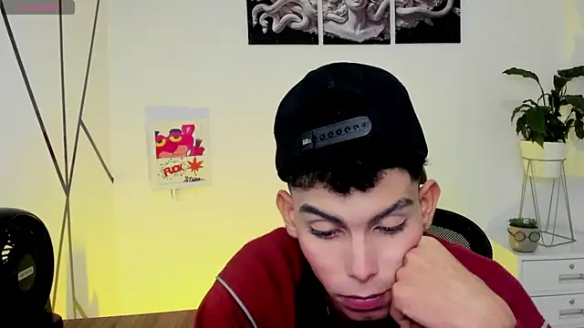 Room 69x online show from 12, 10, 2025