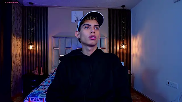 Room 69x online show from 13, 4, 2026