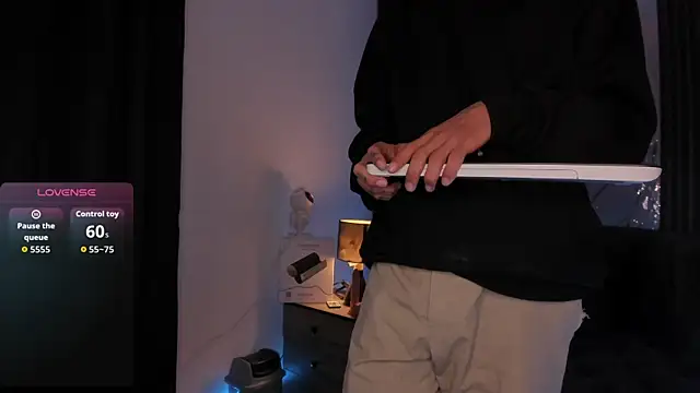 Snapshot of Room_69x chatting on 14, 1, 2026 Room 69x online show from 14, 1, 2026