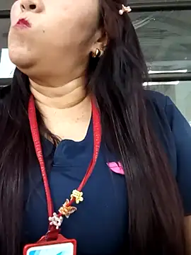 linda luna29 online show from 17, 12, 2025