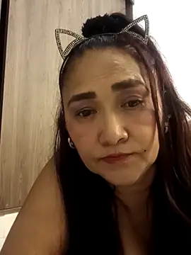 linda luna29 online show from 22, 3, 2026