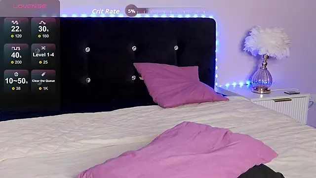 Milla Ciao online show from 13, 11, 2025