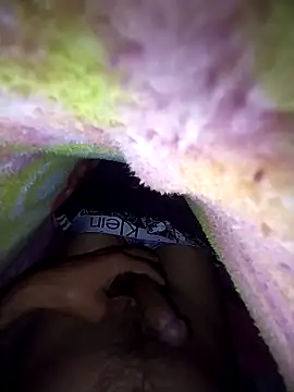 Snapshot of kiss_like_choco11 chatting on 16, 10, 2025 kiss like choco11 online show from 16, 10, 2025