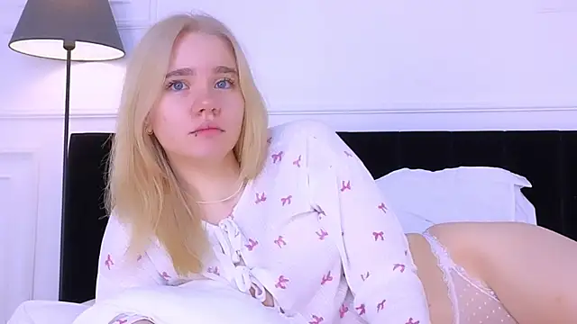 ANNABELLE LU online show from 16, 10, 2025