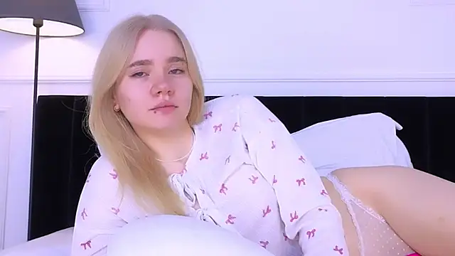 ANNABELLE LU online show from 15, 10, 2025