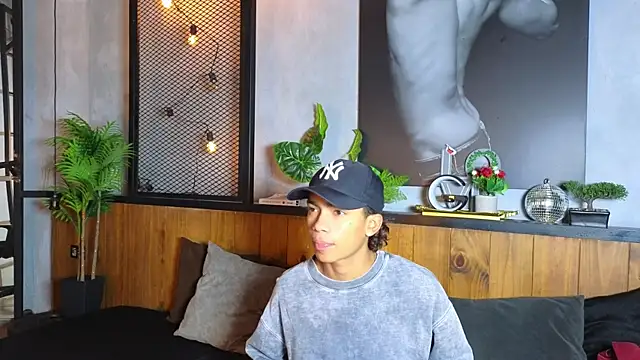 AlanCutee online show from 10, 5, 2026