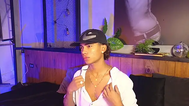 AlanCutee online show from 23, 4, 2026