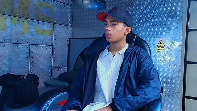 AlanCutee online show from 15, 10, 2025