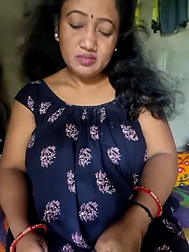 Cute-Swewty online show from 16, 9, 2025