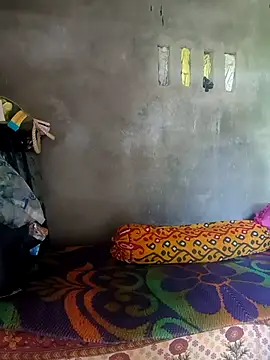 Cute-Swewty online show from 9, 9, 2025