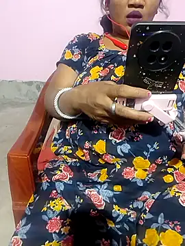 Cute-Swewty online show from 28, 10, 2025