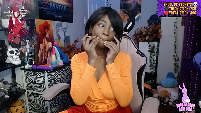 bunniikimi online show from 28, 10, 2025