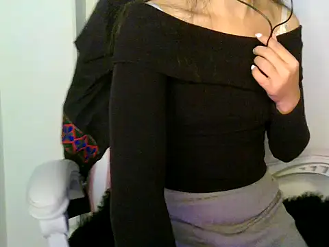 Snapshot of JOLLY_67 chatting on 11, 11, 2025 JOLLY 67 online show from 11, 11, 2025