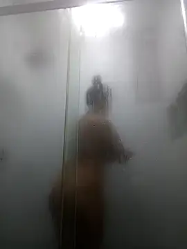 Snapshot of Esmeralda333 chatting on 30, 10, 2025 Esmeralda333 online show from 30, 10, 2025