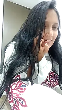 Snapshot of Esmeralda333 chatting on 26, 11, 2025 Esmeralda333 online show from 26, 11, 2025