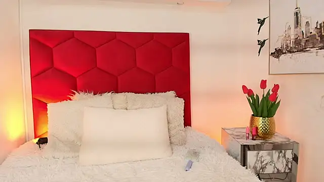 Alaia Snow online show from 30, 11, 2025