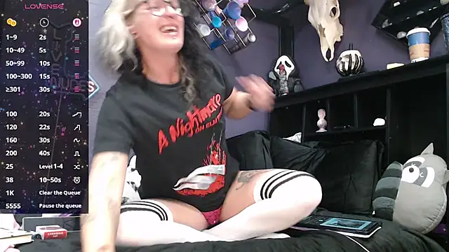 oddywithabody online show from 19, 11, 2025