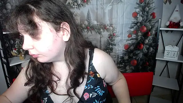 Snapshot of NeonilaLisova chatting on 21, 12, 2025 NeonilaLisova online show from 21, 12, 2025