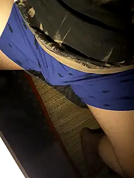 Snapshot of MinhTuan2002 chatting on 11, 9, 2025 MinhTuan2002 online show from 11, 9, 2025