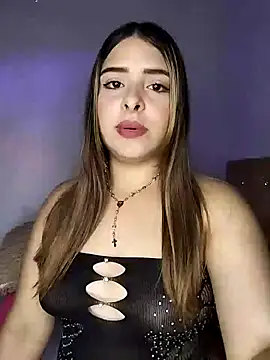 Nahomy cm online show from 3, 5, 2026