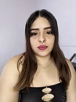 Nahomy cm online show from 3, 10, 2025