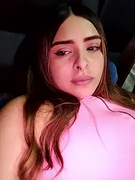 Snapshot of Nahomy_cm chatting on 6, 6, 2026 Nahomy cm online show from 6, 6, 2026