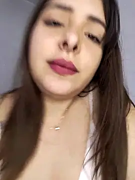 Nahomy cm online show from 10, 9, 2025