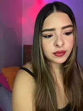 Snapshot of Nahomy_cm chatting on 18, 6, 2026 Nahomy cm online show from 18, 6, 2026
