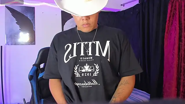 Snapshot of hagen_mm chatting on 17, 10, 2025 hagen mm online show from 17, 10, 2025