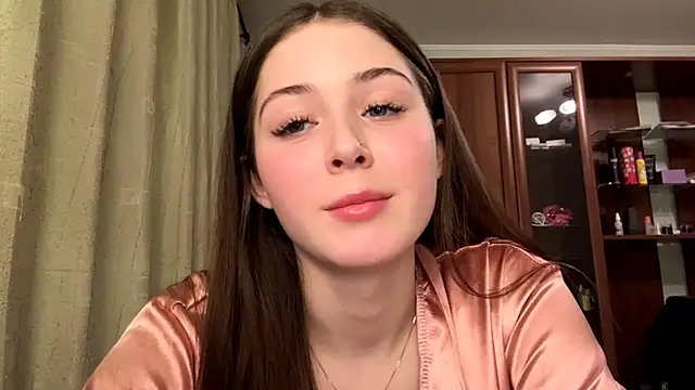 Adel strongwoman online show from 31, 3, 2026